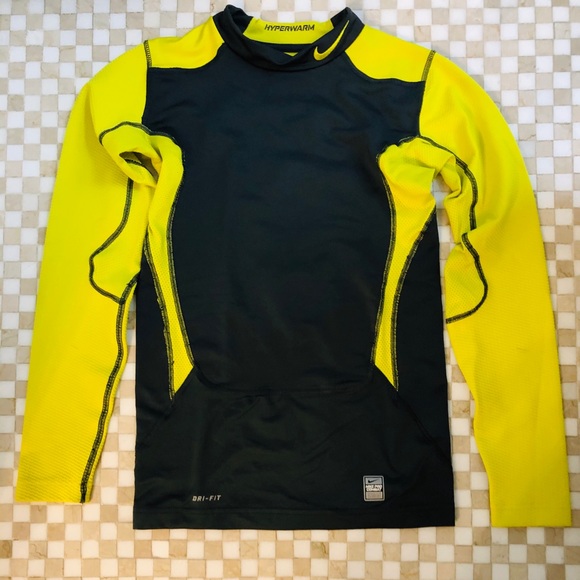 Nike Turtleneck - Picture 1 of 5